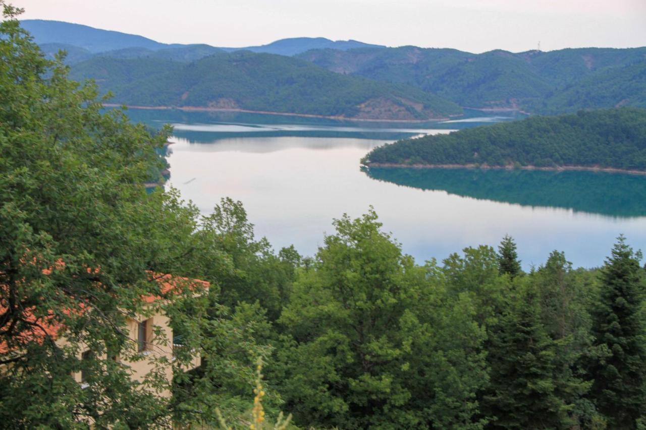 Aparthotel Ktima Alonaki Plastiras-Stausee Exterior foto